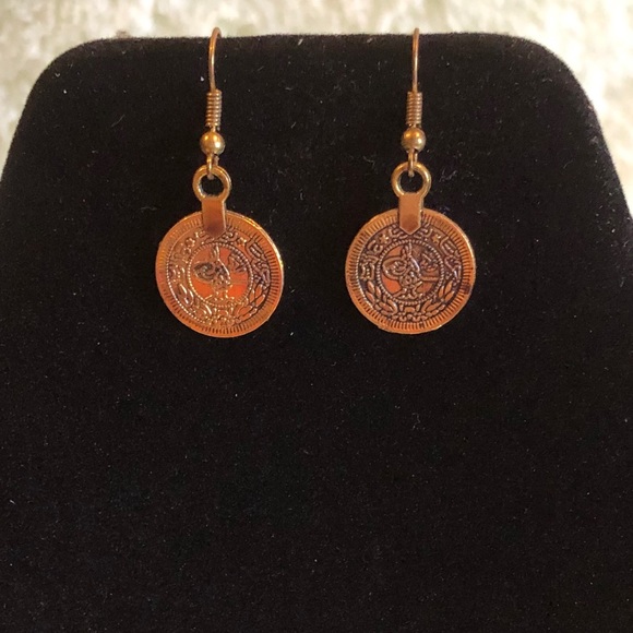 ANTIQUED—GOLDEN GYPSY COIN STATEMENT NECKLACE SET - Picture 2 of 5